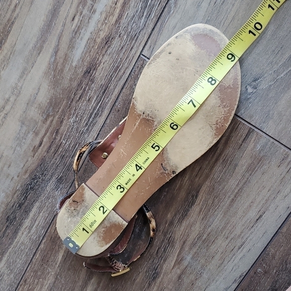 Steve Madden Women Serrious AnimalPrint T strap flat Comfort Sandals sz 6 - Picture 10 of 10